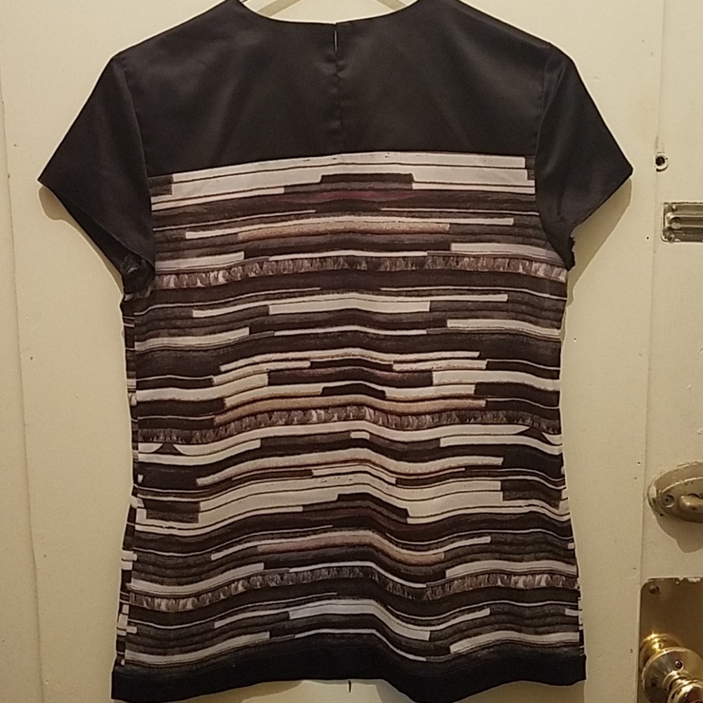 Blouse - Picture 2 of 3